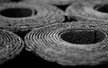 Y Gribyn bitumen roof disadvantages